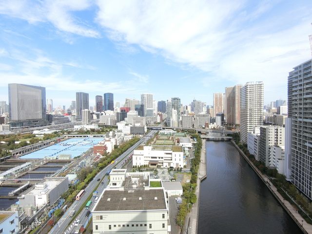 港区港南１丁目の賃貸マンションのバルコニー