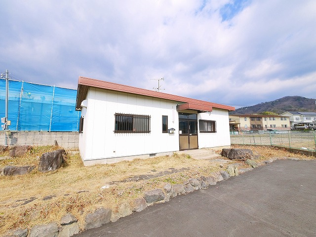 鹿野園町テナントの外観|物件の外観です