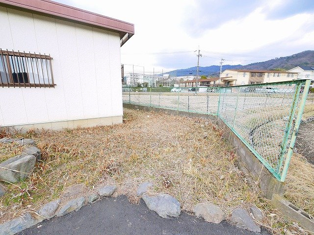 鹿野園町テナントの外観|きれいな外観です