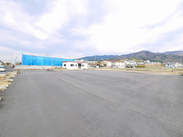 鹿野園町テナントの駐車場|駐車スペースもあります
