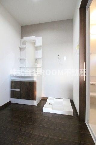 CUORE　MIYAMARUの洗面所|明るい洗面所です