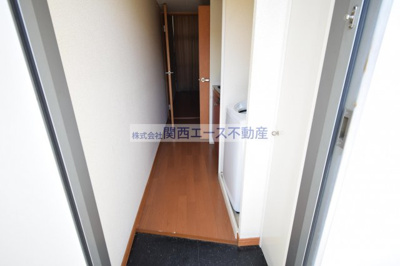 【玄関】 | レオパレスアルモニI