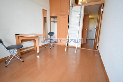 【居間・リビング】 | レオパレスアルモニI