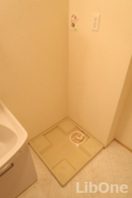 【設備】 | Gemini B棟 | 洗濯機置き場