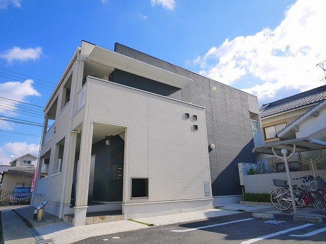 アルドゥル大和郡山の外観|おしゃれな外観です