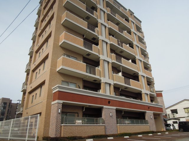 ドゥウエル文京の外観