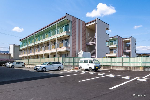 ブラウンヒルズ2番館