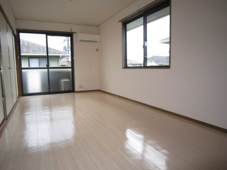 プレミール　Ｃ棟の居間・リビング