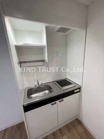 ハイムリバーサイドのキッチン|コンパクトなキッチンで掃除もラクラク