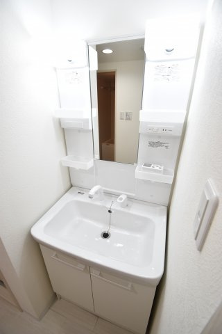 大阪ベイタワーレジデンスの独立洗面台