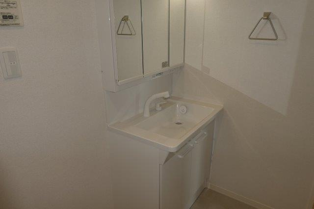 エターニアの独立洗面台|シャンプードレッサー