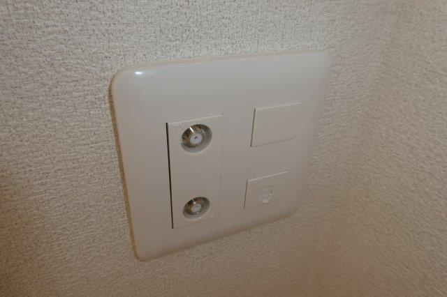 エターニアの設備|TVジャック・電話モジュラー