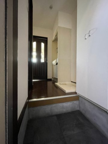 グラシア高丸の玄関