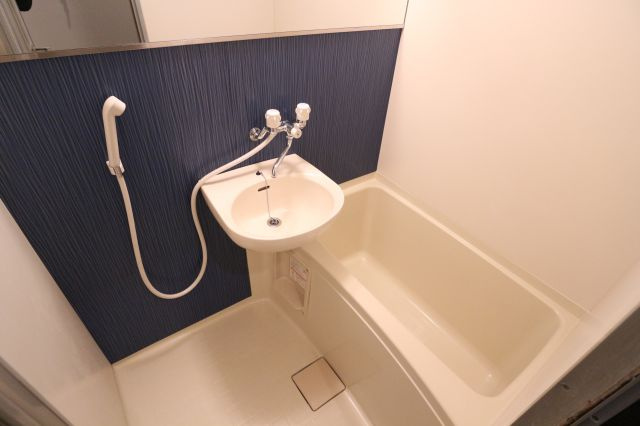 グラシア高丸の浴室