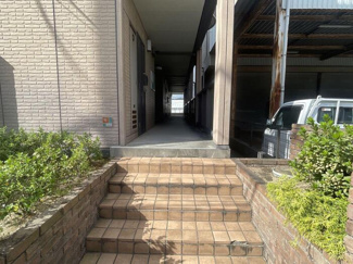 【エントランス】