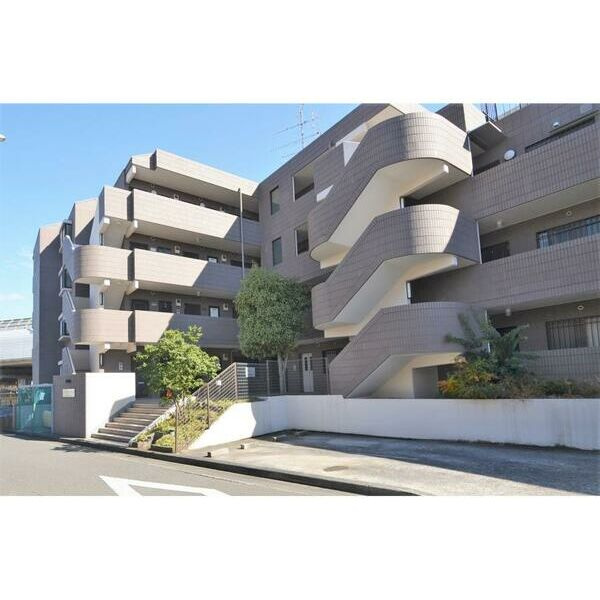 リバティハウスの外観