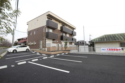 【駐車場】 | シャーメゾン桜川 | 敷地内駐車場あり