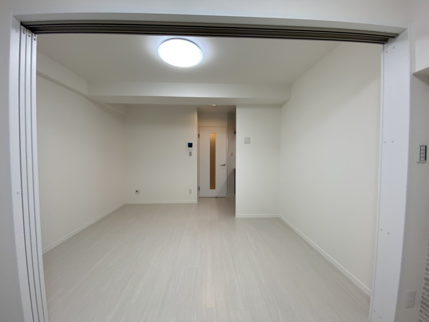 グランパシフィック中川の居間・リビング