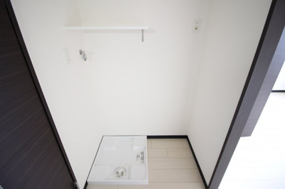 【設備】 | レグルス阿倍野 | 洗濯機置き場　収納棚も付いてます♪