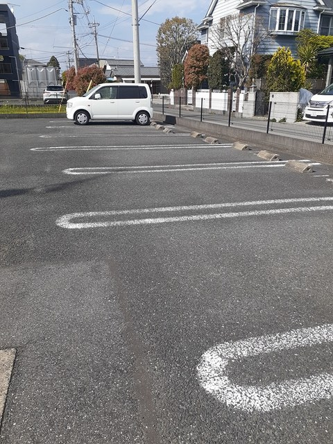 ガーデンプレイスⅡの駐車場