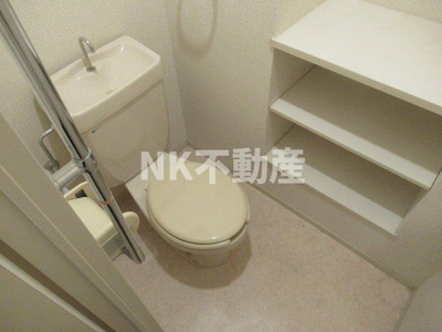 【トイレ】 | ローレルフラッツ（高井田賃貸） | 清潔感のあるトイレです