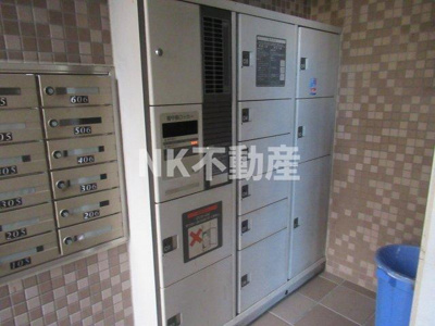 【その他共用部分】 | ローレルフラッツ（高井田賃貸） | 宅配ボックスです