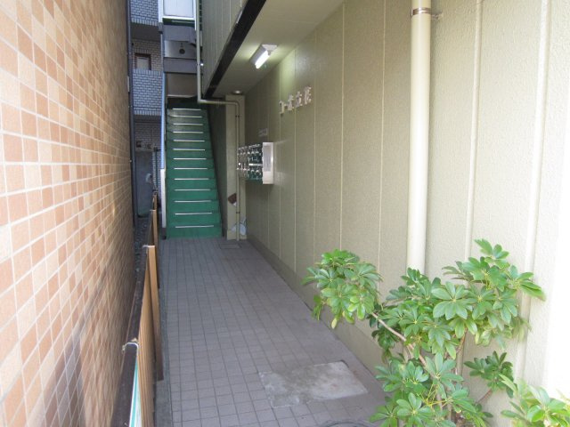 【エントランス】