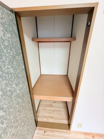 フラワーパークIの収納