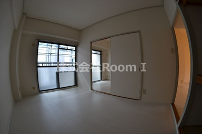 【洋室】 | エクセルハイム川富 | きれいな洋室です