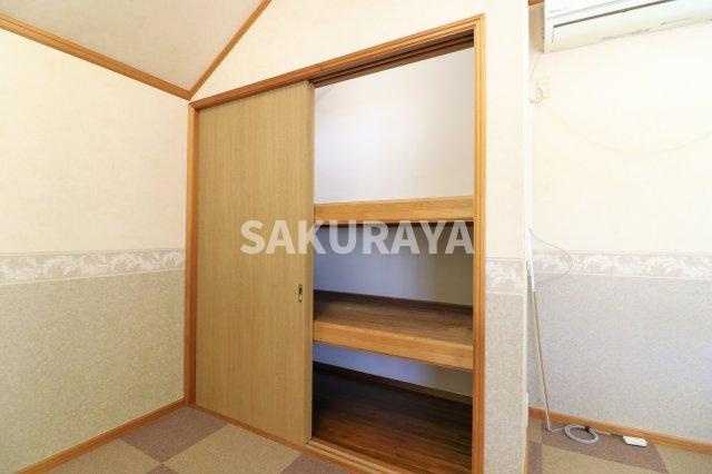 宮﨑方貸事務所住居付の収納