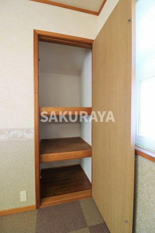 宮﨑方貸事務所住居付の収納