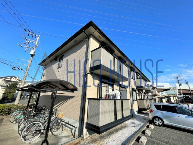 グランシャリオ(今成)の外観