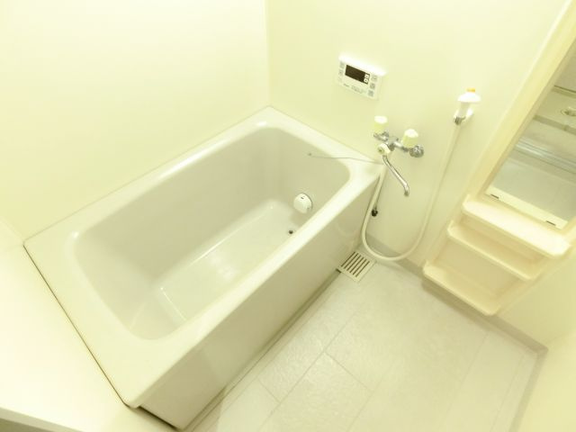 YFヒルズ宮山の浴室|※高温差し湯です