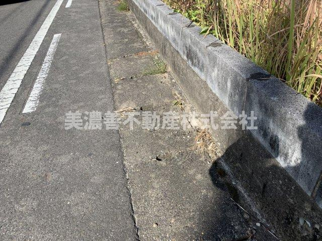 ５７７３２　岐阜市加野分譲地　の周辺