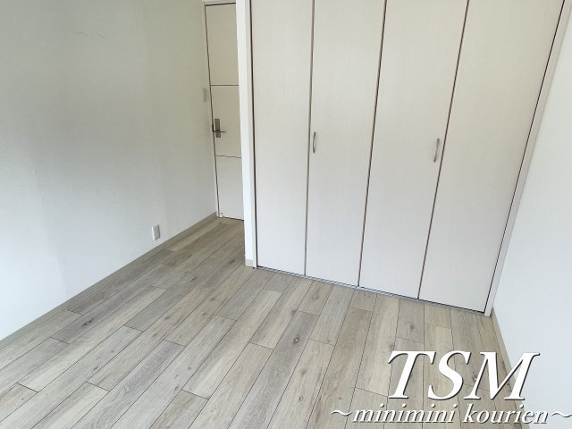 シャルマン香里の寝室