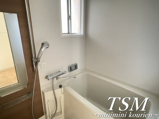 シャルマン香里の浴室