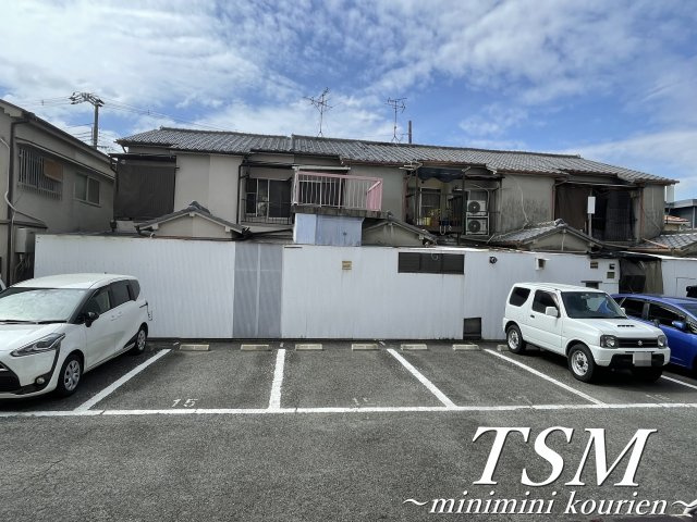 シャルマン香里の展望