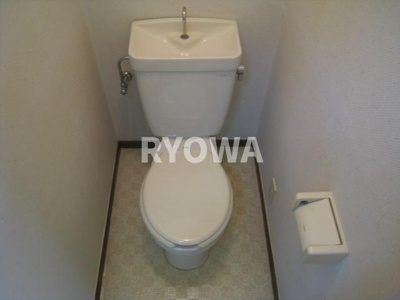 【トイレ】 | ラ・フォンテ | 掲載の写真は退去前の写真となります。