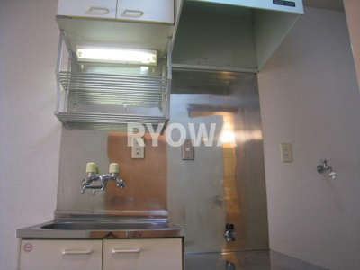 【キッチン】 | ラ・フォンテ | 掲載の写真は退去前の写真となります。