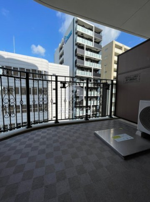 【バルコニー】 | LUXE西長堀