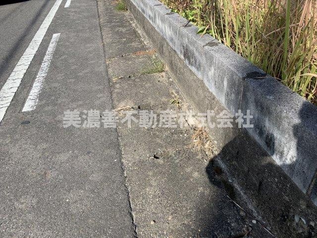 ５７７３３　岐阜市加野分譲地　の周辺