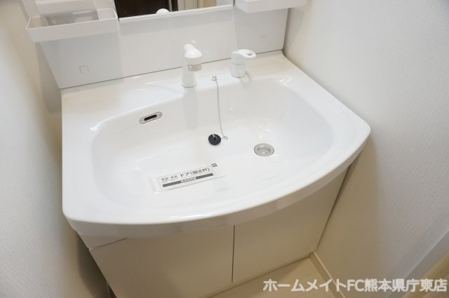 熊本市中央区米屋町２丁目の賃貸マンションの独立洗面台