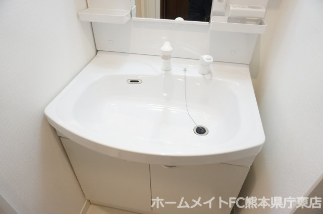 熊本市中央区米屋町２丁目の賃貸マンションの独立洗面台