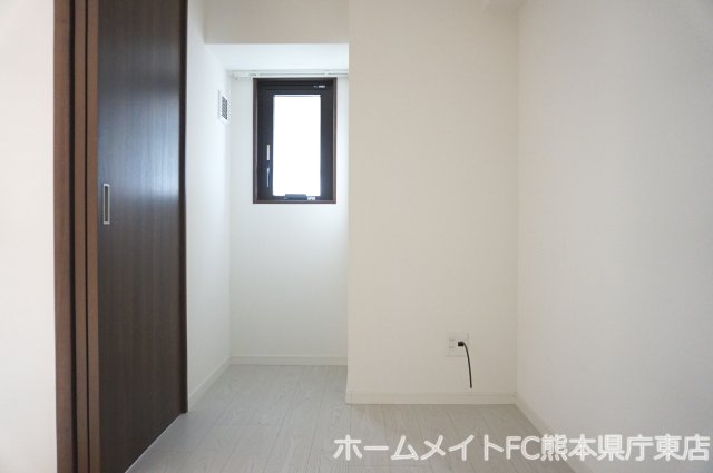 熊本市中央区米屋町２丁目の賃貸マンションの洋室