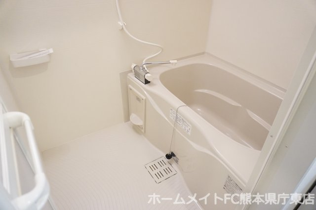 熊本市中央区米屋町２丁目の賃貸マンションの浴室
