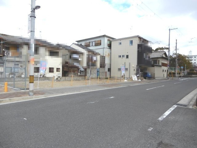 ケーズグランデ　生野東の前面道路含む現地写真|全3区画の分譲地です。
