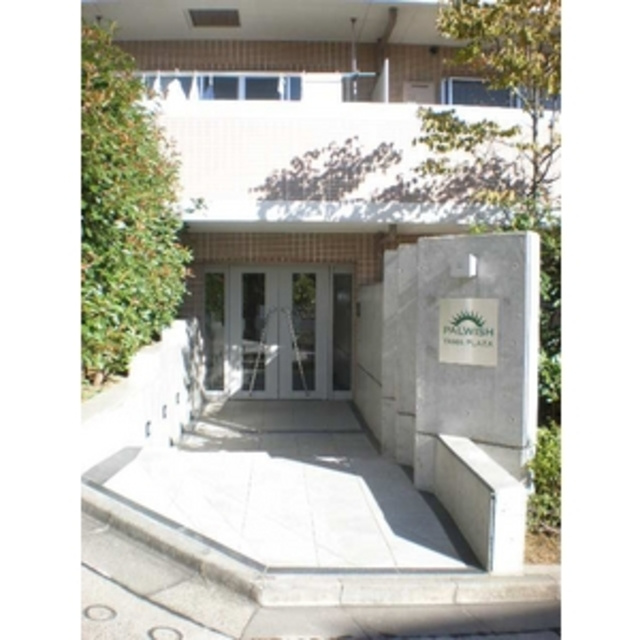 S-FORTたまプラーザのエントランス