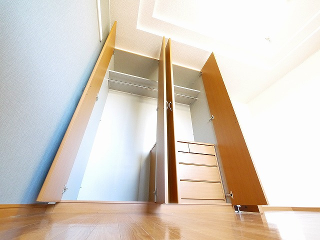 レジェンドール　西の京の収納