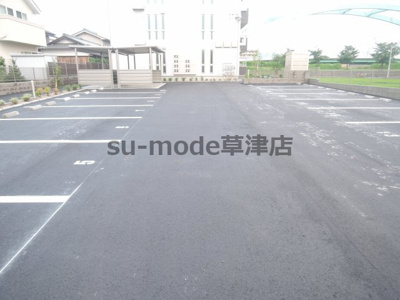【駐車場】 | ラシーネ東草津