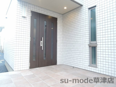 【エントランス】 | ラシーネ東草津